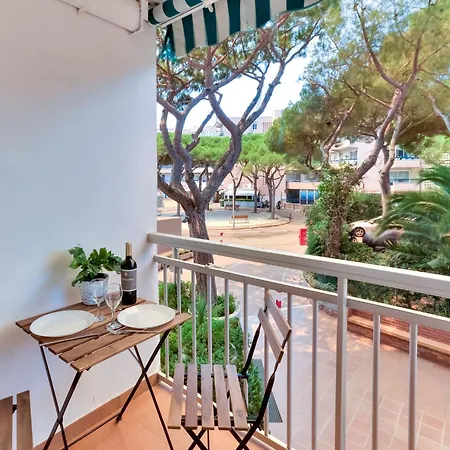Cannes By Interhome * プラヤ・デアロ