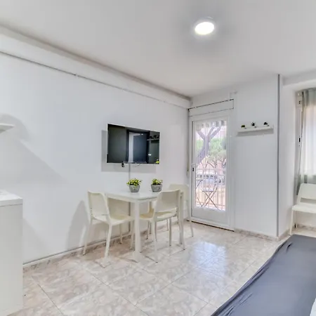 Cannes By Interhome アパート *